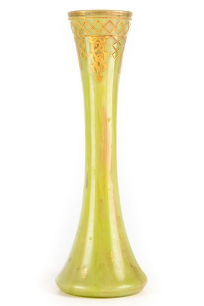 Grand vase soliflore en verre marmoréen et...