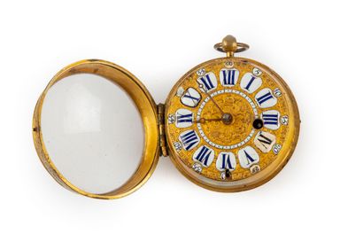 null Onion watch with case in pompon chased with motifs in the style of Bérain. Gilded...