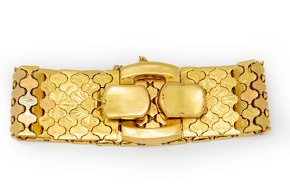 null Important bracelet manchette à maillons articulés en or jaune, or gris et or...