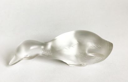 null BACCARAT

Statuette representing a goose in transparent molded crystal.

Signed

L...