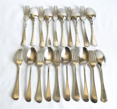 null Suite of ten silver plated dessert sets. Plain model.