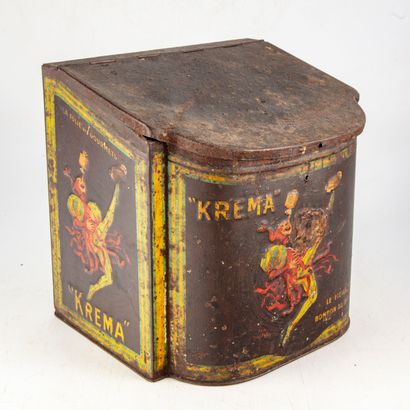 null KREMA

Grande boîte publicitaire en tôle de marque Krema illustrée du boufon...