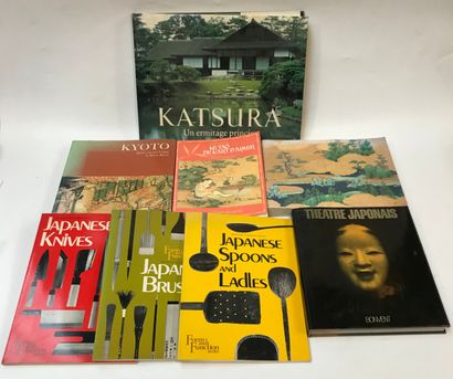 null LIVRES D'ART : 

8 livres sur le thème du Japon et la Chine dont :

- Katsura...
