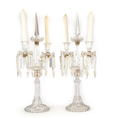 BACCARAT BACCARAT
Pair of candelabras with three lights, decorated with pendants...