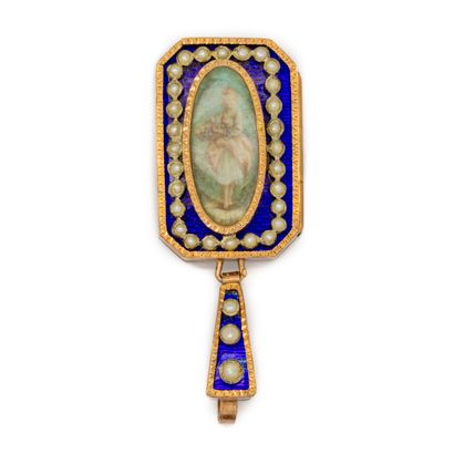 null Pendentif en or et émail ponctué de perles et orné d'une miniature
Epoque Napoléon...