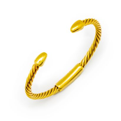 POMELLATO POMELLATO
Yellow gold (750) open twist bracelet, signed
Weight : 27,25...