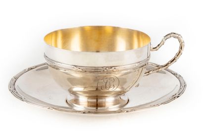 CARDEILHAC House of CARDEILHAC - Paris 
Silver cup and its under cup, model with...