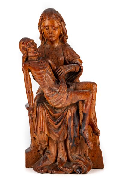null Importante Pietà en bois sculpté
Epoque XVIIe
H. : 52 cm