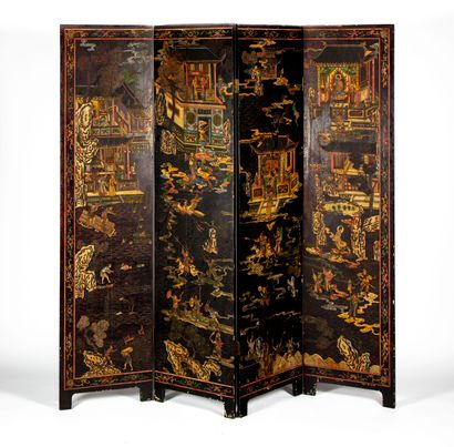 CHINE CHINA 
Four-leaf screen in lacquered wood in the taste of Coromandel decorated...
