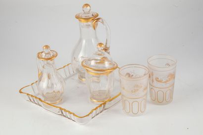 null Small personal service out of glass with gilded decoration, models mismatched...