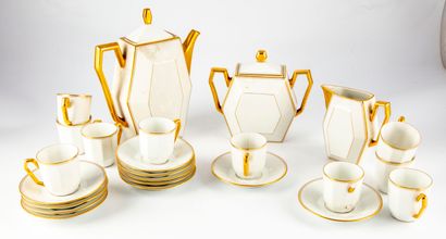 null LIMOGES

Coffee service in enamelled porcelain with gilded decoration including...