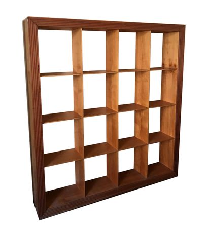 null Varnished wood bookcase with ribbed frame. Circa 1980

H. 194 - W 181 - D 30...