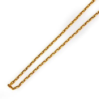 null Gold chain 

Weight : 5,9 g.