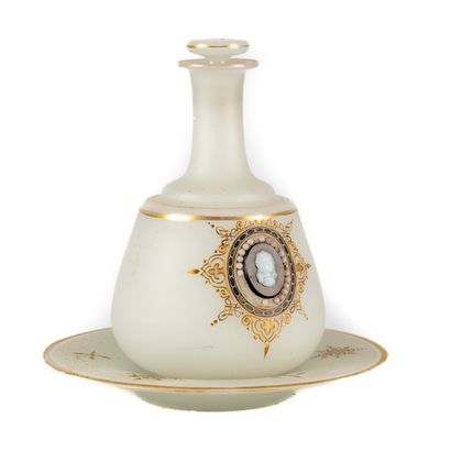 null Bottle and its saucer in opaline with gilded decoration and with the imitation...