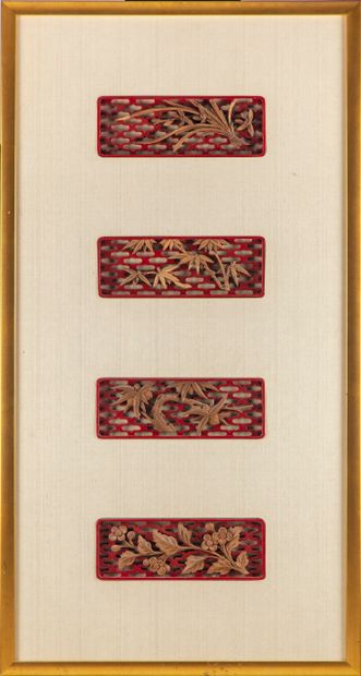 null CHINA - 20th century
Four decorative panels framed in lacquered wood
105 x 56...