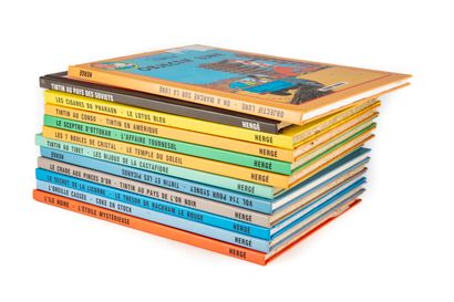 null HERGE. Together 23 albums of comics in 12 volumes of the adventures of Tintin....