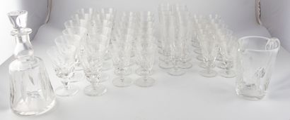 null Manufacture SAINT LOUIS
Crystal glass set Jersey model including :
12 water...