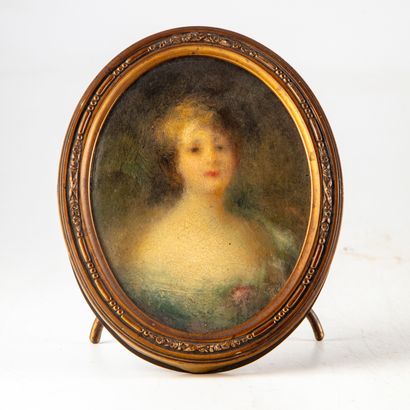 null french school of the 19th century
Portrait of an Elegant Lady 
Oil on cardboard
12...