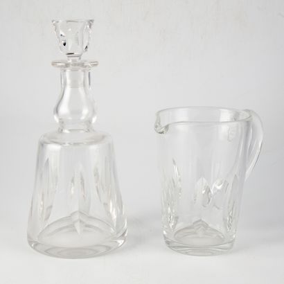 null Manufacture SAINT LOUIS
Crystal glass set Jersey model including :
12 water...
