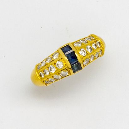 null Yellow gold, diamond and sapphire ring
Gross weight : 4,2 g