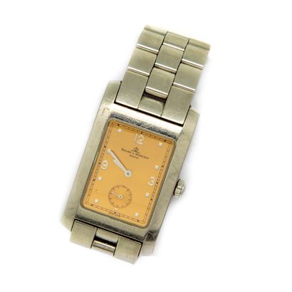 BEAUME & MERCIER BEAUME & MERCIER 
Men's watch in steel, rectangular dial with gold...