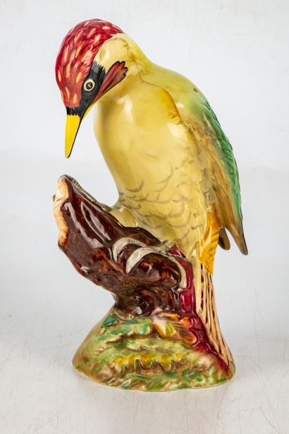 null Manufacture John BESWICK - England 
Green woodpecker
Subject in polychrome enamelled...