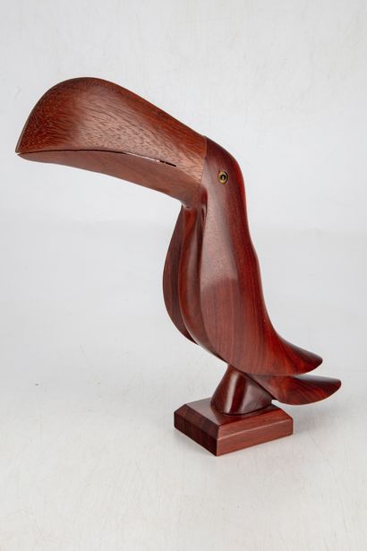 null Toucan en bois exotique sculpté
H. : 29,5 cm