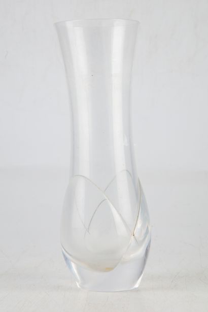 null DAUM - France 
Crystal vase 
Signed 
H. 23 cm