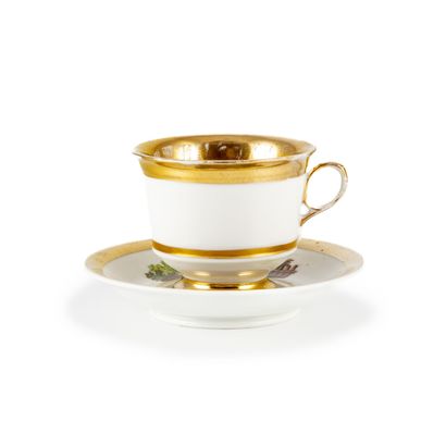 null PARIS 
Large enamelled porcelain teacup decorated with golden nets, the under...