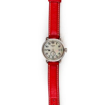 null AGATHA Paris
Lady's watch in silver plated metal
Red leather strap 
Operation...