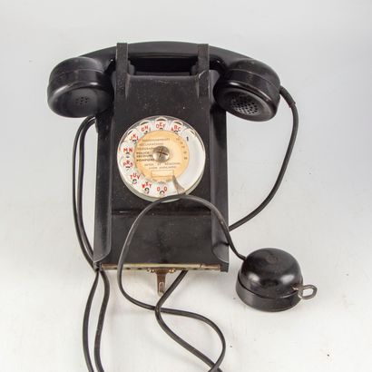null Téléphone à cadran noir mural BCI 1964
En l'état