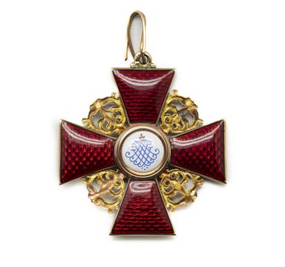 RUSSIE RUSSIE
Ensemble de l'Ordre de Sainte Anne de 1ère classe comprenant une croix...