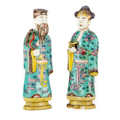 null CHINE - Début XIXe 
Ensemble de deux personnages en porcelaine émaillée polychrome...