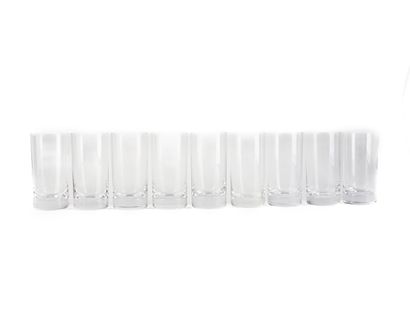 null DAUM - France 
Suite de 9 verres à orangeadee en cristal 
Signé
H. : 14 cm