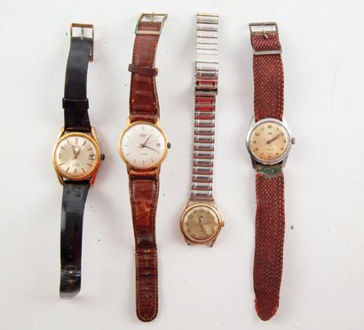 Ensemble de 4 montres bracelets d'homme de...