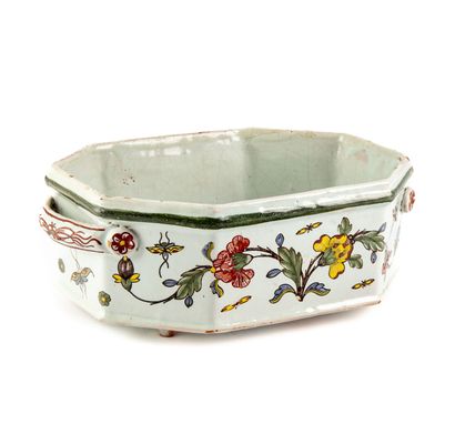 null ROUEN - 18th century 
Polychrome enameled earthenware planter with cut sides,...