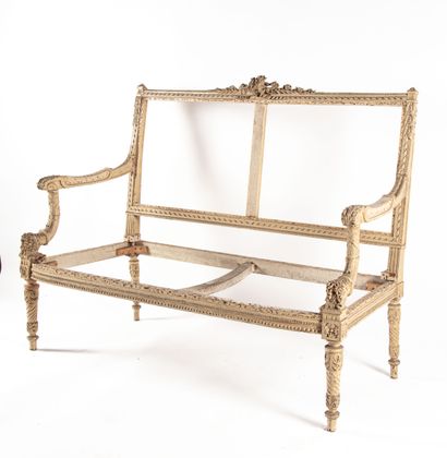 null Louis XVI-style salon structure in lacquered wood, consisting of a sofa and...