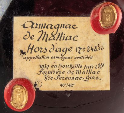 null ARMAGNAC, Hors d'âge
Domaine de Malliac
2L bottle, numbered 24 216
Bottled by...