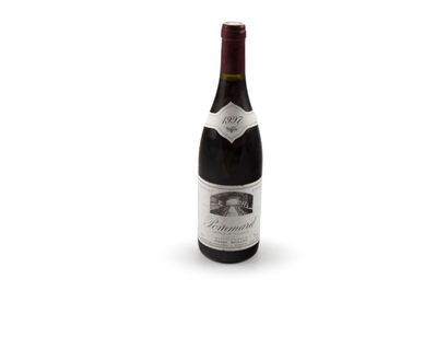 null A bottle of Pommard rouge domaine Boillot 1997
