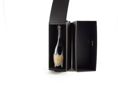 null 1 bottle of Dom Perignon 2006
With box