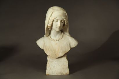 null Guisseppe GAMBOGI Sculpture en albâtre représentant un buste de femme d'époque...