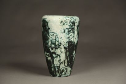 null Jacques BLIN, Vase en céramique émaillée à décor incisé d'animaux stylisés....