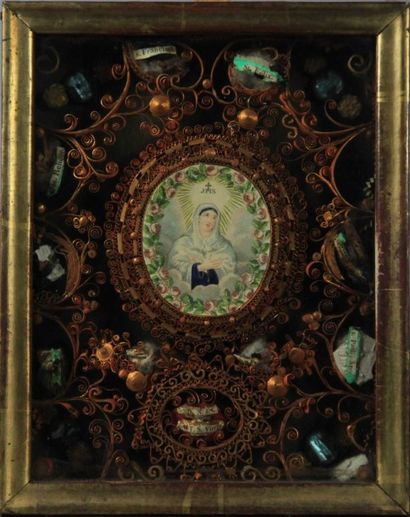 null Dix reliques entourent une image de la Vierge aux tons pastels. Composition...
