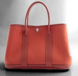 null HERMES Sac modèle " Garden Party " en toile orange.