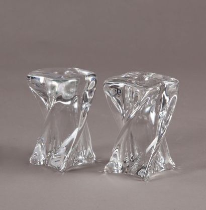 null 2 bougeoirs en BACCARAT