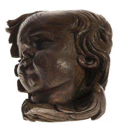 null Tête d'ange en bois sculpté.

Epoque XVIIIème siècle

H. : 25 cm.