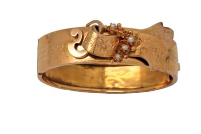 Bracelet en or époque Napoléon III rigide...