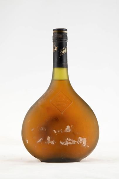 null 1 Bouteille ARMAGNAC NM Clés des Ducs (sédiments d’étiquette)