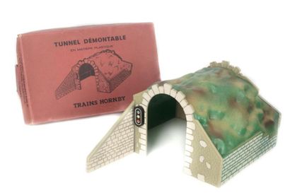 HORNBY HORNBY - Tunnel démontable dans sa boite d'origine