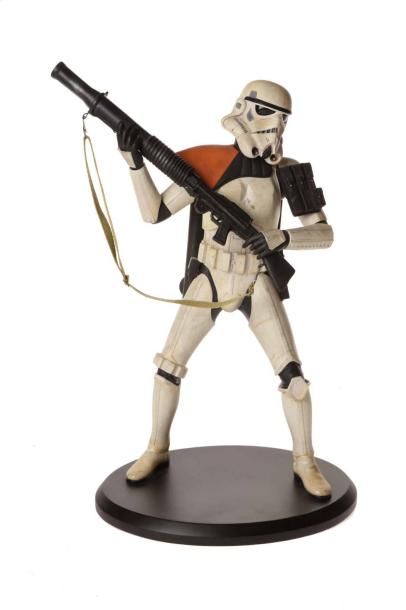 ATTAKUS STAR WARS Attakus Star Wars "Sandtrooper", résine.N° 288/1500. H : 40 cm...